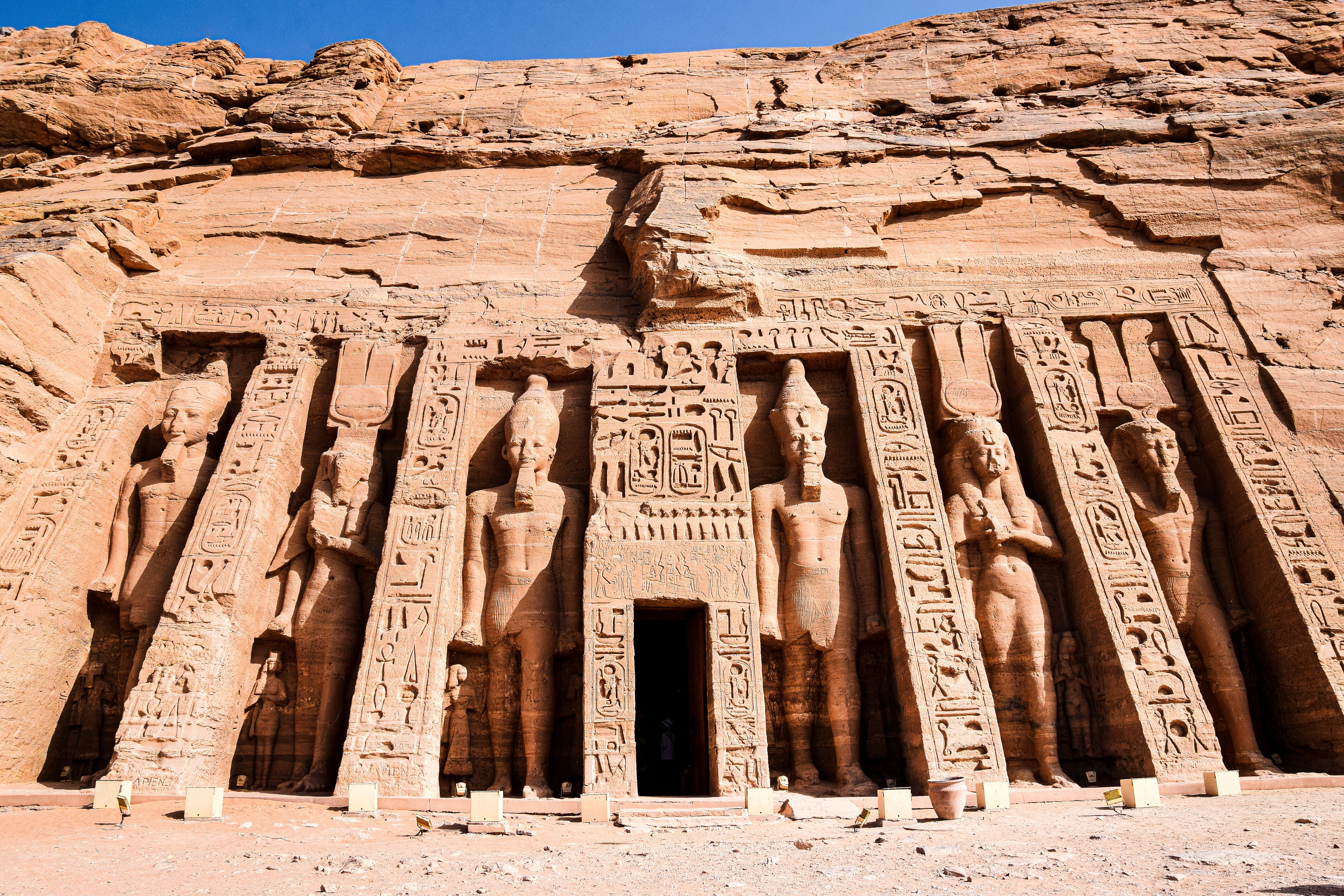 PYRAMIDS TO NILE Photo 8